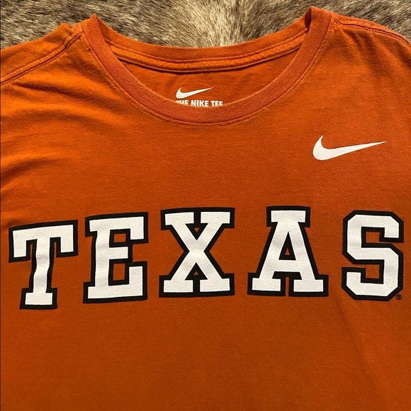 University Of Texas Shirt - Picture 2 of 2